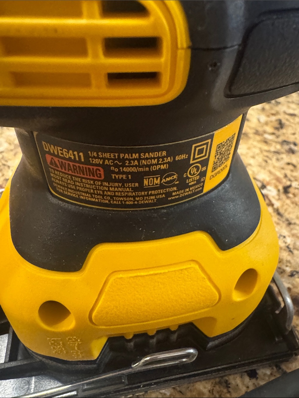 DEWALT Yellow & Black Palm Sander - Compact Finishing Sander w/ 3 packs of sandp - Picture 4 of 8